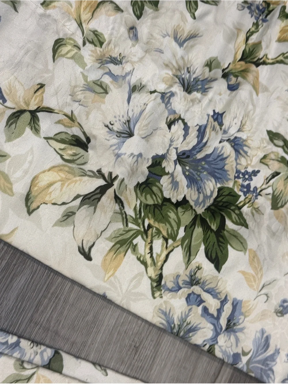 Vtg Laura Ashley Blouson Valances Set 4 85 X15 JOSEPHINE Floral cream blue green